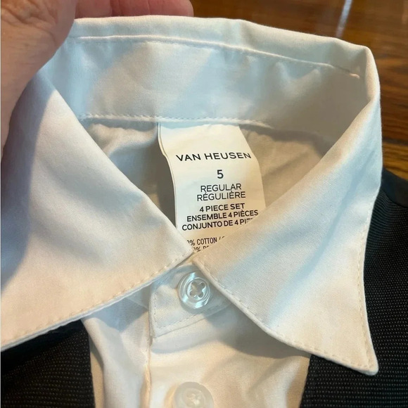 Van Heusen Boy Toddlers Long Sleeve Shirt and Vest Set Size 5 Very Handsome - Picture 4 of 7